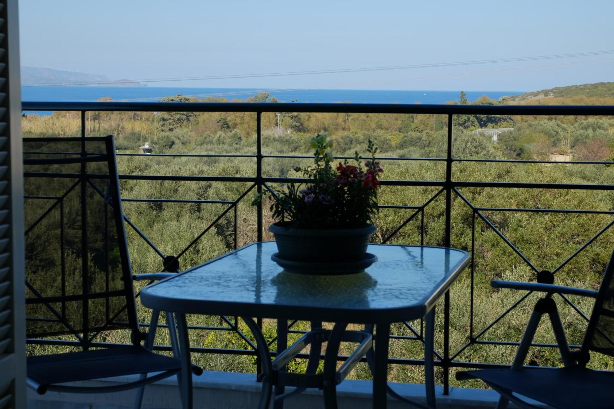 Dialinas Apartments Istron Oda fotoğraf